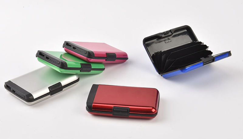 Aluminum Charging RFID Blocking Wallet Power Bank - Phone Recharge Wallet