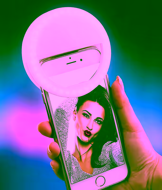 Selfie Ring 36 LED Light Supplementary Lighting - Night Selfie Enhancing for Smartphones - USB Rechargeable - Clip On