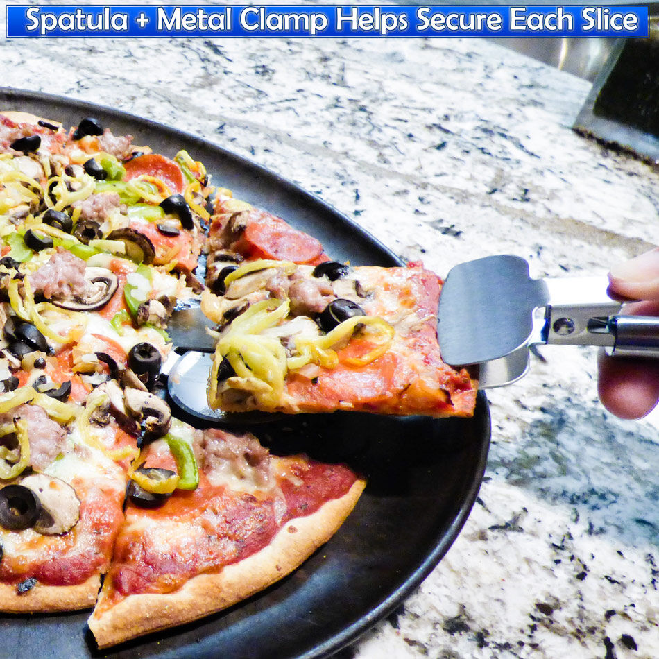 Pizza cutter protective sleeve